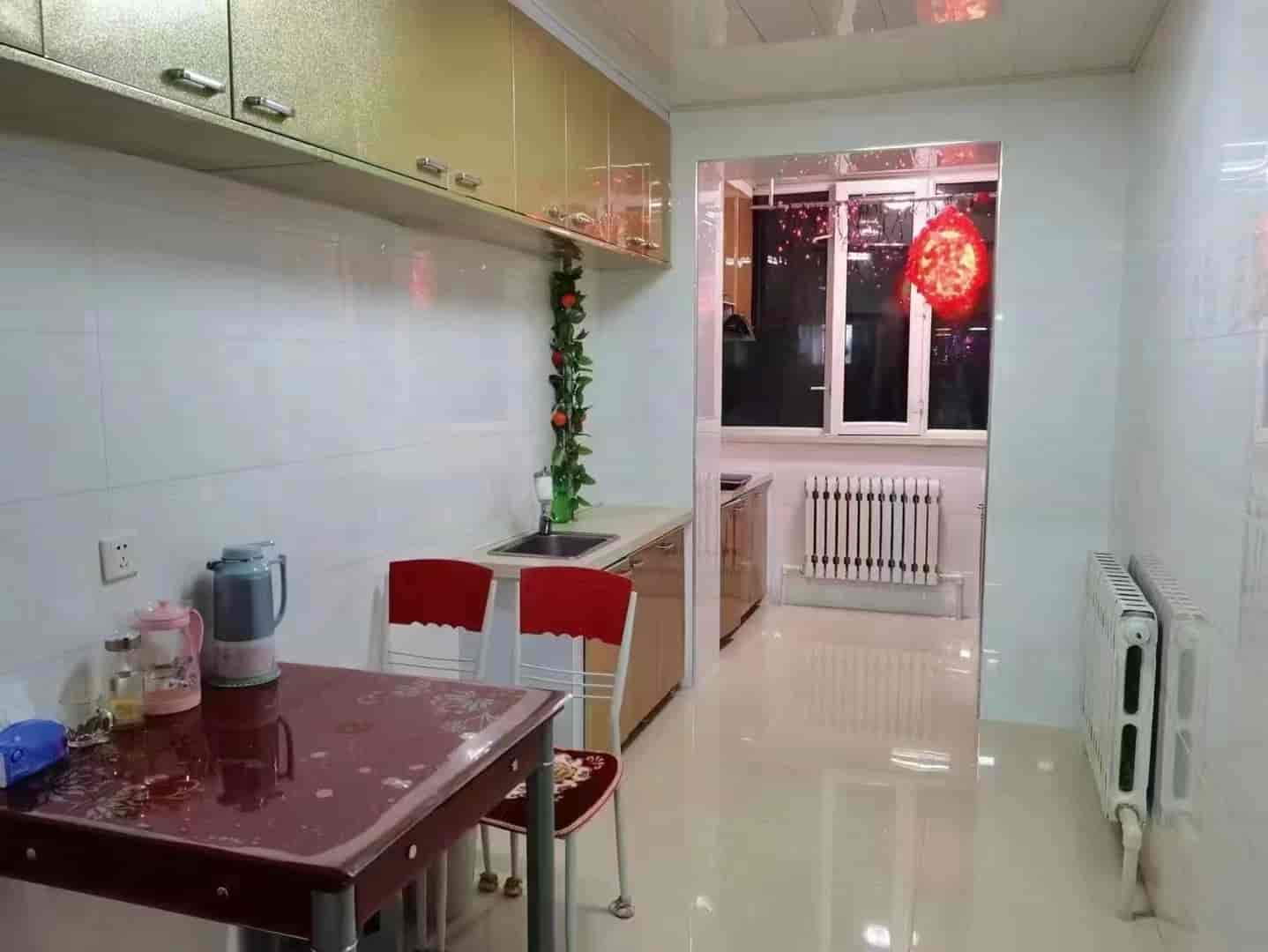 红旗小区 4楼