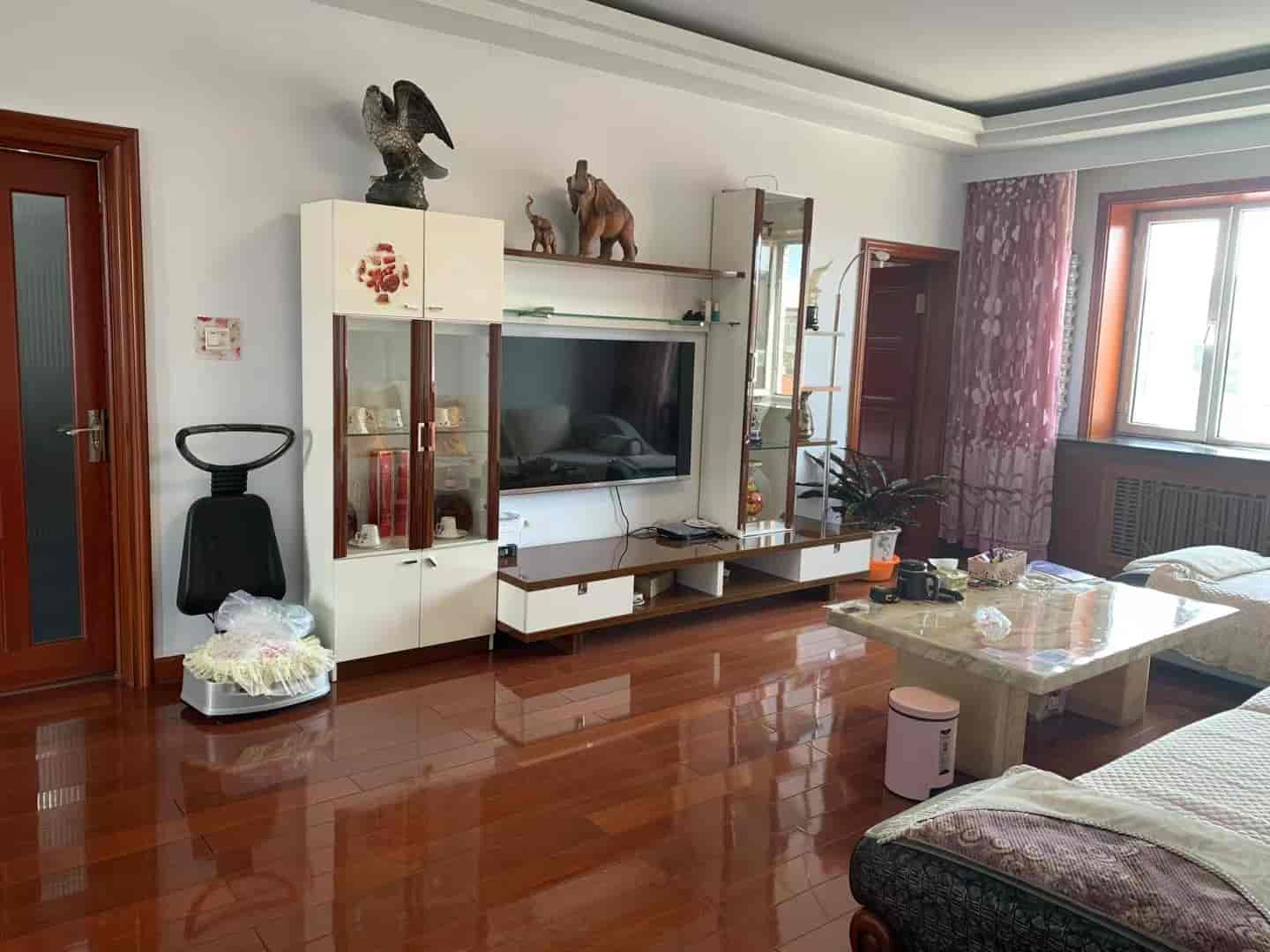 [發][發][發] 审计楼6楼(顶楼）上平台是3楼 105平 精装修 拎包入住  空学藉18.5万
