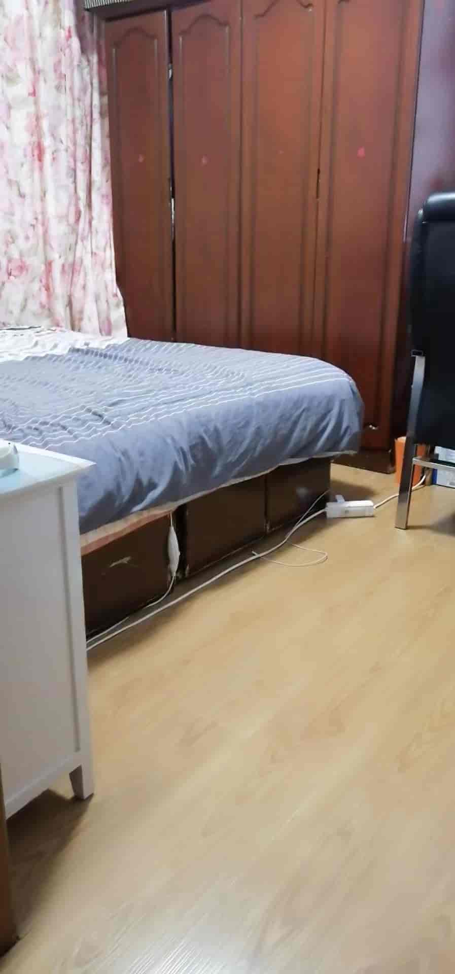新街基医药家属楼 五楼88.5平32.8万