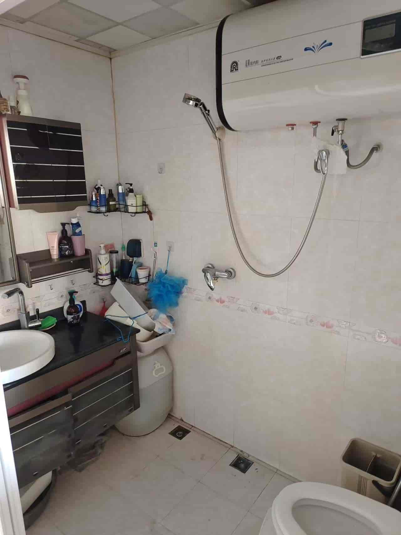 老街基七马路早市附近2楼